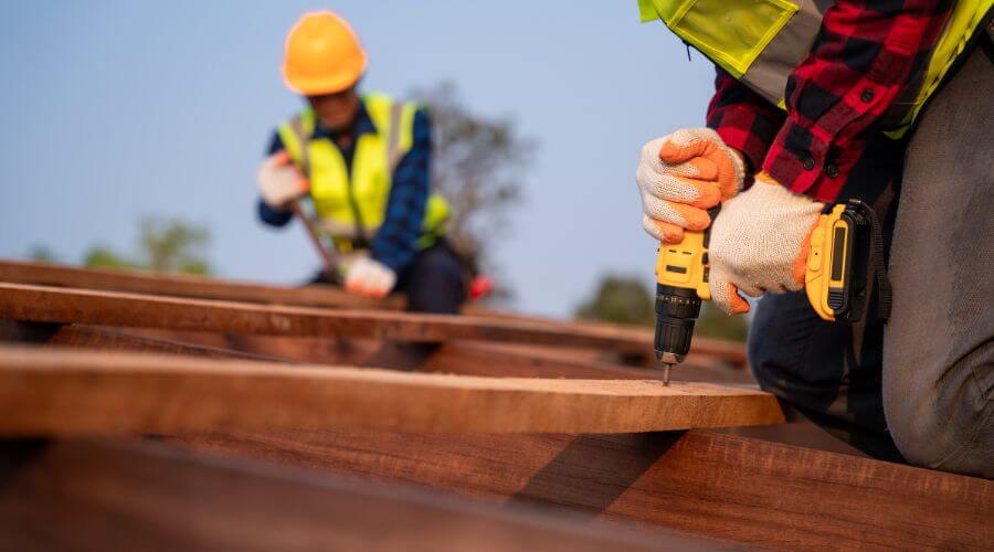 Expert flood damage restoration services in Wakarusa, KS